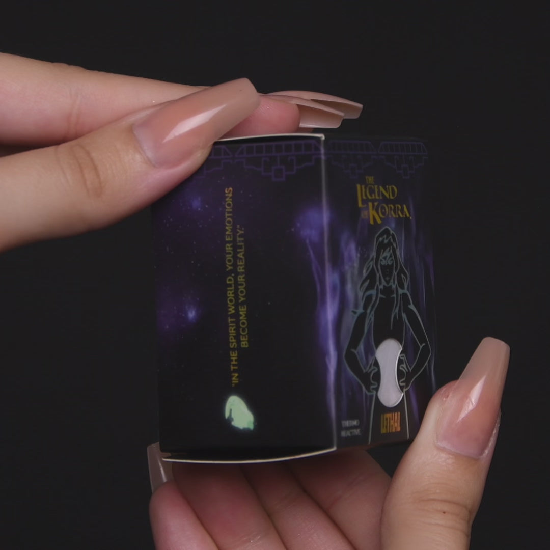 Video laden: Spirit World Color Changing Makeup Sponge