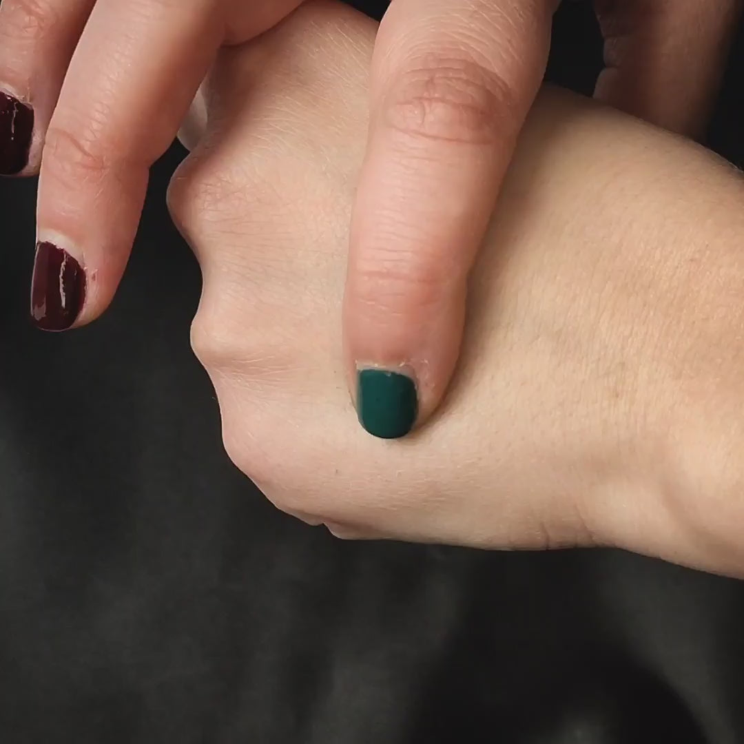 Load video: Herbivore