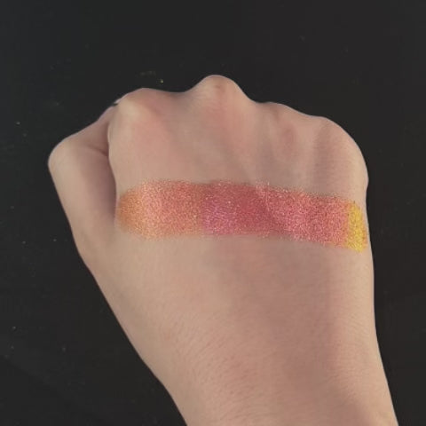 Load video: Solitary