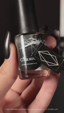 Video laden: The Haunting