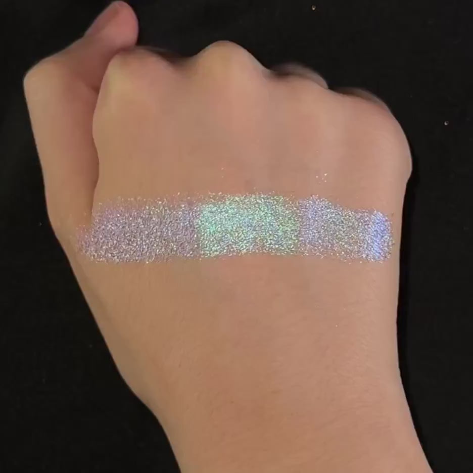 Load video: Fluorite